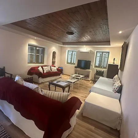 Διαμέρισμα πυργοσπιτο χαντζακου Γύθειο