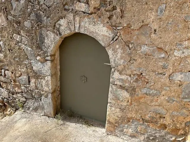 πυργοσπιτο χαντζακου Апартаменты Гитион